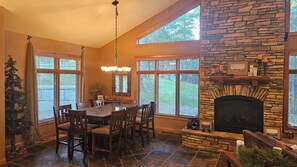 تناول الطعام