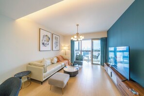 Superior Apartment, 3 Bedrooms, Balcony, City View | Living room | Smart TV - Tyms 3BR Duplex APT Xujiahui Shanghai (Shanghai)