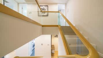 Apartemen Superior, 3 kamar tidur, balkon, pemandangan kota | Ruang keluarga | Smart TV