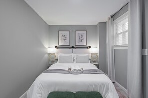 Ferros/tábuas de passar roupa, Wi-Fi, roupa de cama