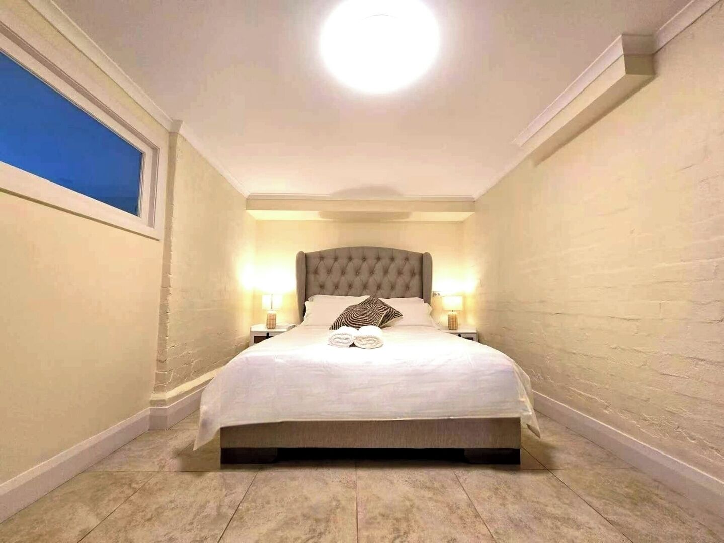 Strykejern/-brett, wi-fi og sengetøy