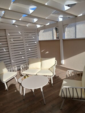Luxury Room- second floor | Terrace/patio - Boutique teatro b&b  (Foggia)