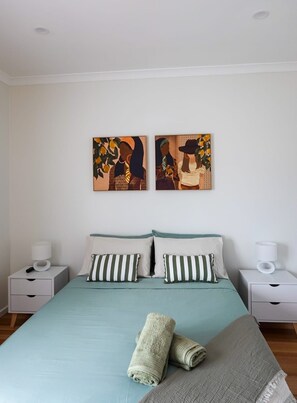 3 bedrooms, WiFi, bed sheets - Casa Mar, where the scent of the sea meets pure relaxation. (Carrum)