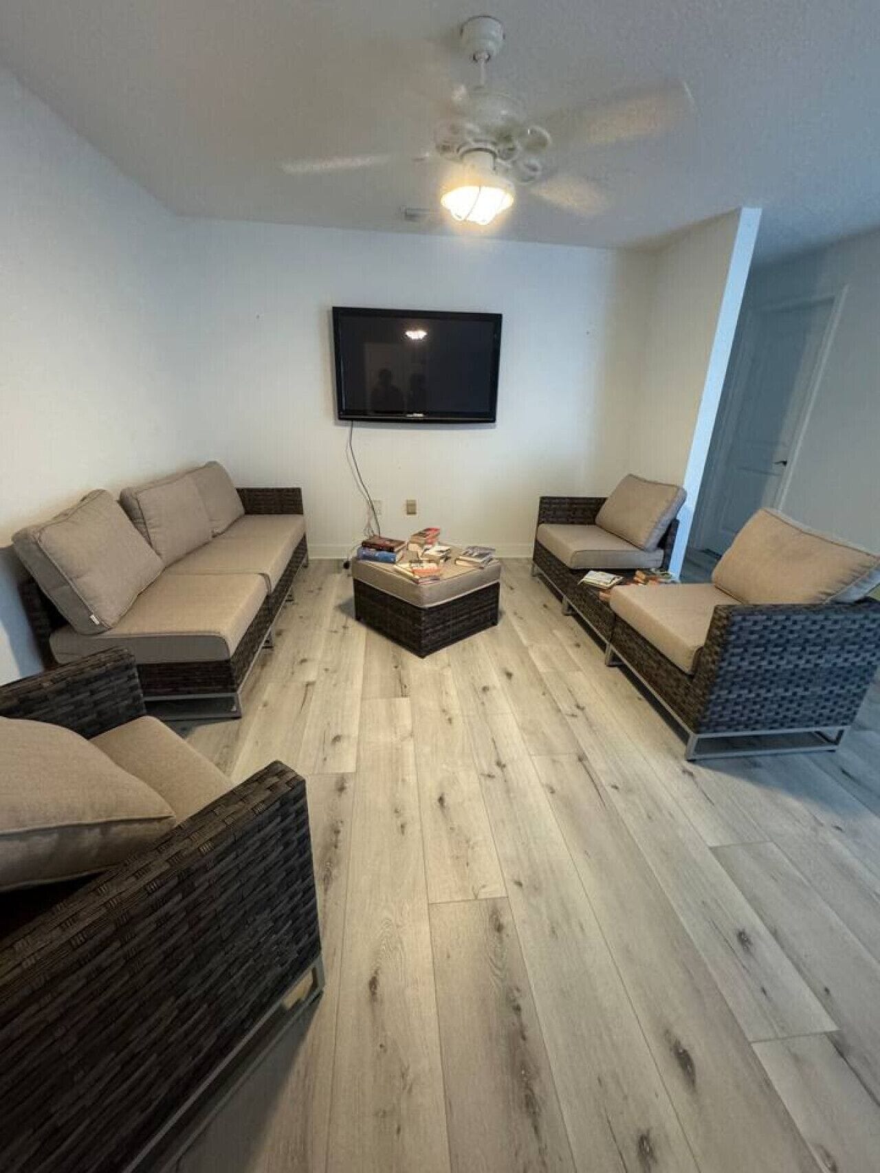 スマートテレビ、書庫