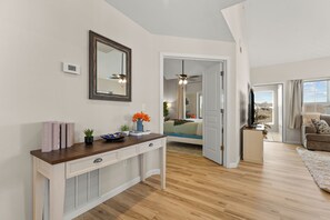 3 dormitoris, planxa i posts de planxar, wifi gratuïta i roba de llit 