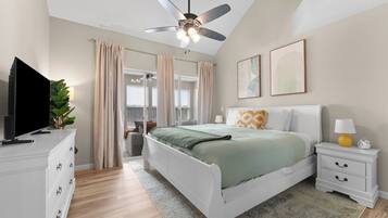 3 bedrooms, iron/ironing board, free WiFi, bed sheets