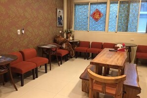 Unclassified image, 5 of 6, button - Hualien Yi Jing BnB (Hualien)