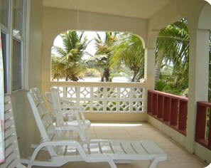 Terrace/patio - Amazing 2BR Apt. in Sandy Ground 30 ft. from Beach, Boats & Hottest Beach Bar. (Sandy Ground)