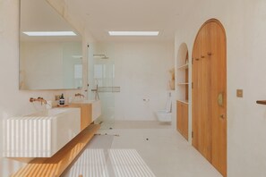 Apartment, 1 Bedroom, Private Pool | Bathroom - Flook Apartments Pererenan  (Canggu)