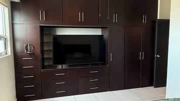 2 Schlafzimmer, Bügeleisen/Bügelbrett, WLAN, Bettwäsche