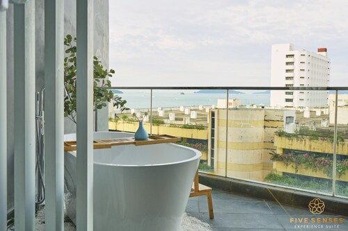 The Shore Kota Kinabalu by Five Senses