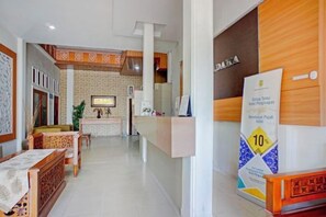 Unclassified image, 2 of 13, button - Dancenter Kuta Alam Near Masjid Oman Al-Makmur (Kuta Alam)