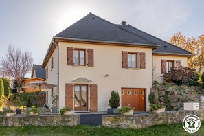 Exterior - Gîte Hortensia - BESSE ET SAINT ANASTAISE (BESSE ET SAINT ANASTAISE)