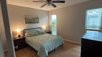 3 bedrooms, WiFi, bed sheets