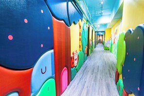 Unclassified image, 2 of 12, button - Toyfun Hotel (Yilan)