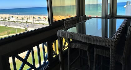 Luxury apartment by the sea