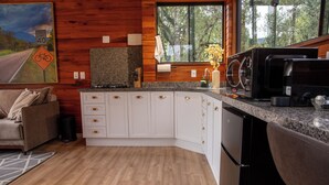 Deluxe Cabin, Non Smoking, Mountain View | Private kitchen - Recanto do Bicí (Urubici)