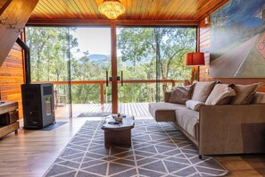 Deluxe Cabin, Non Smoking, Mountain View | Living area - Recanto do Bicí (Urubici)