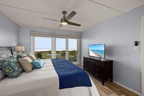 2 bedrooms, iron/ironing board, free WiFi, bed sheets - Beachfront Haven w/ Amazing Views & 2 Pools (South Padre Island)
