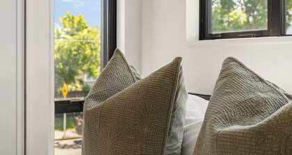 Sunny Somerfield Haven