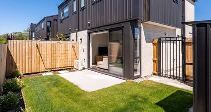 Sunny Somerfield Haven