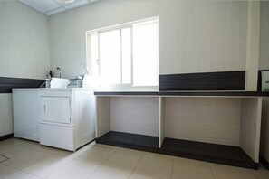 Unclassified image, 3 of 3, button - Penghu Royal Hotel (Penghu)