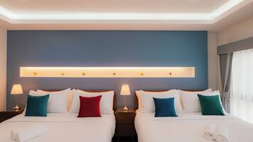 4 bedrooms, desk, iron/ironing board, travel crib