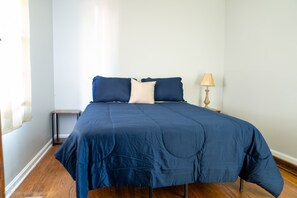 3 sovrum, strykjärn/strykbräda, gratis wi-fi och sängkläder