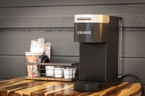 قهوة و/أو ماكينة صنع القهوة