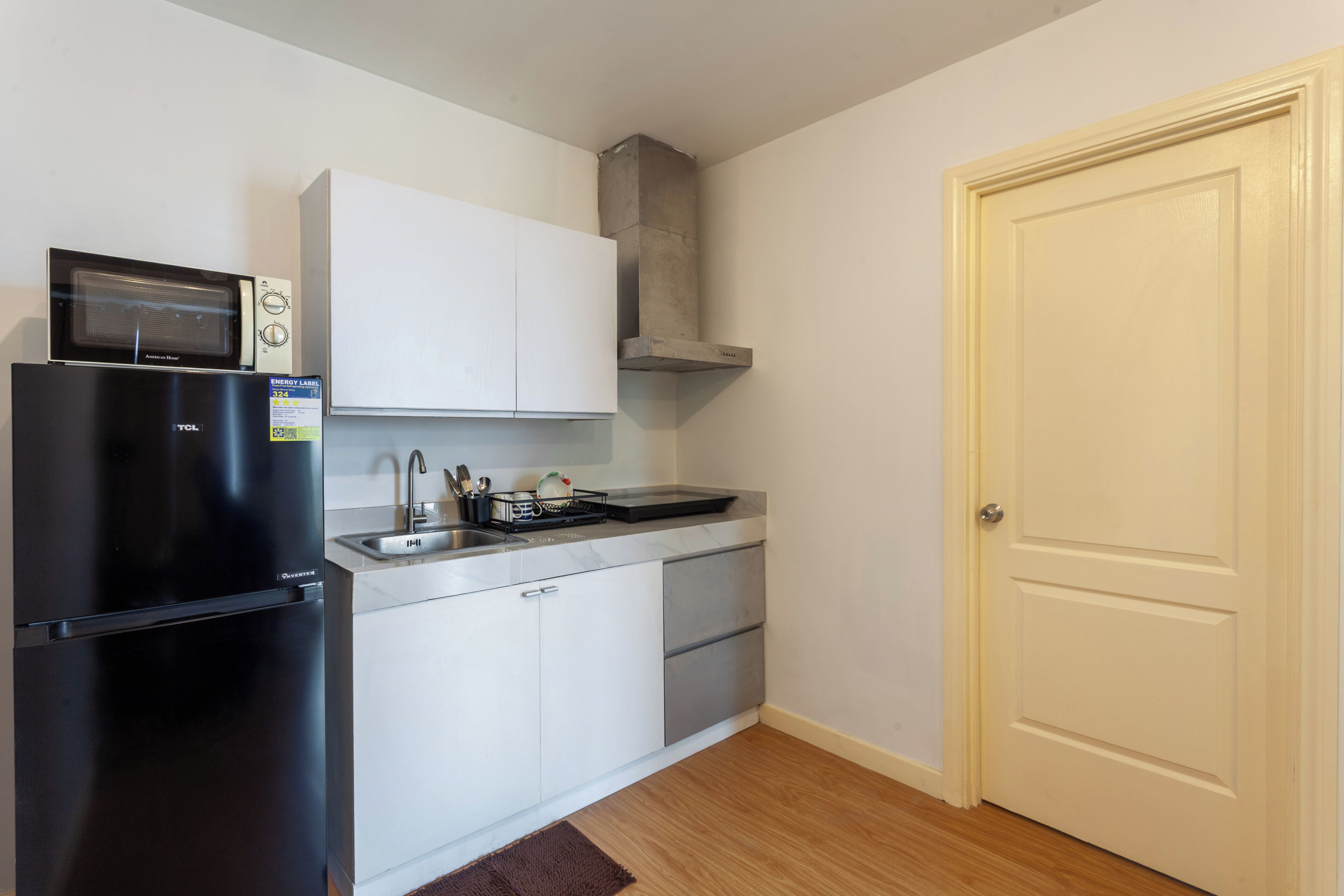 Micro-ondes, plaque de cuisson