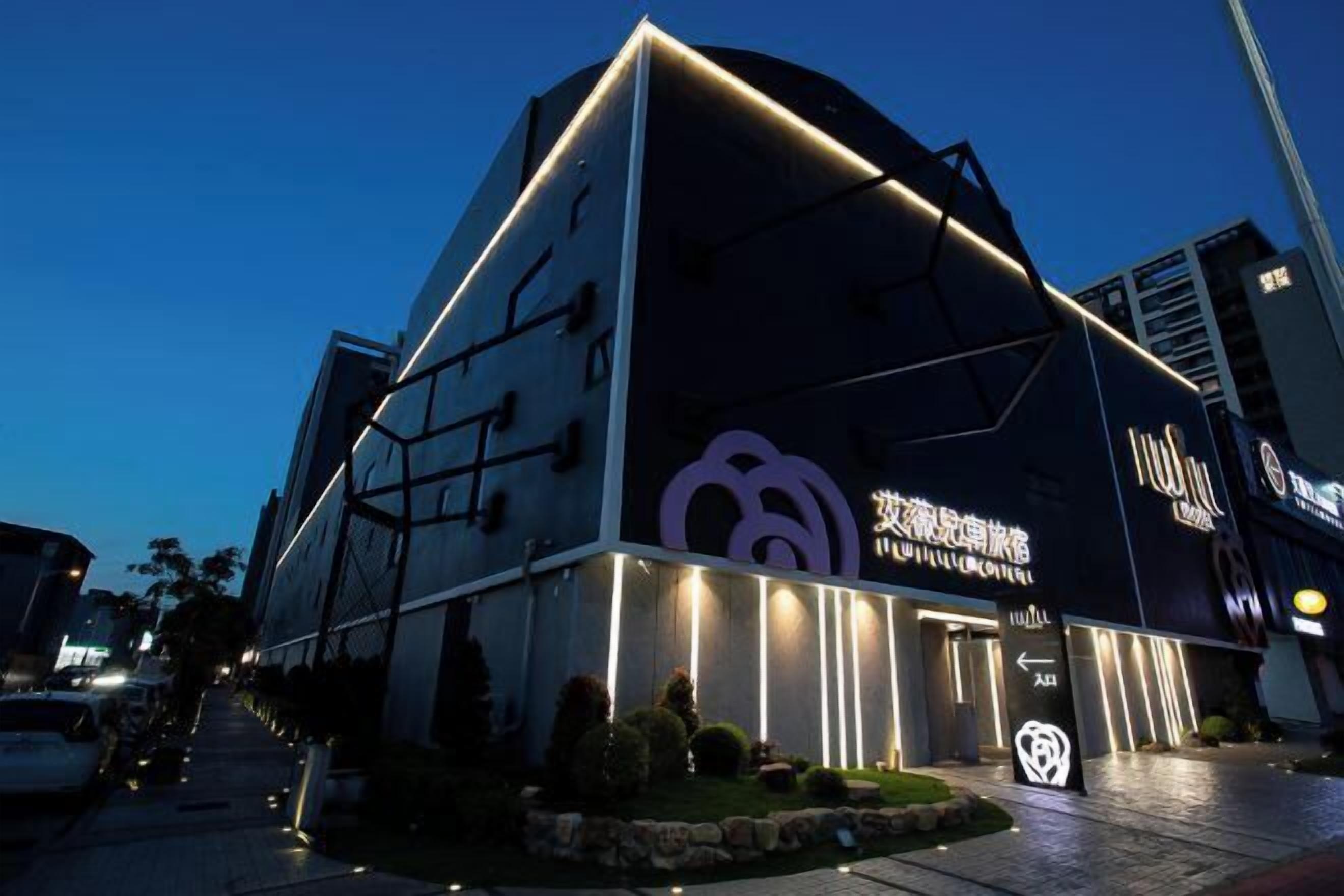 المنشأة من الخارج