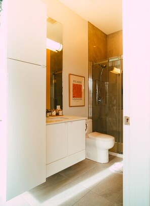 Articles de toilette écologiques, sèche-cheveux