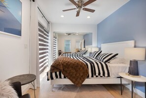 Schreibtisch, Bügeleisen/Bügelbrett, WLAN, Bettwäsche