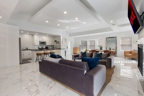 Interior - 3Bed 3Bath house near the Rose Bowl in Pasadena (Pasadena)