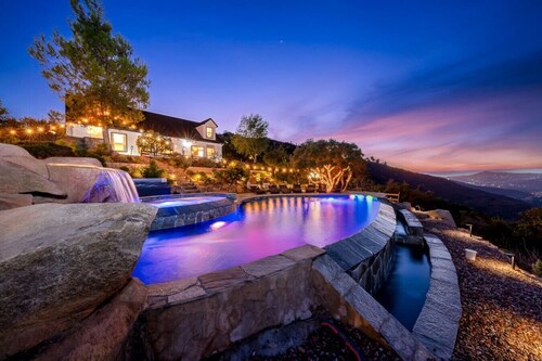 San Diego Serenity Hills, Pickleball, Golf, Infinity Pool with Epic Views