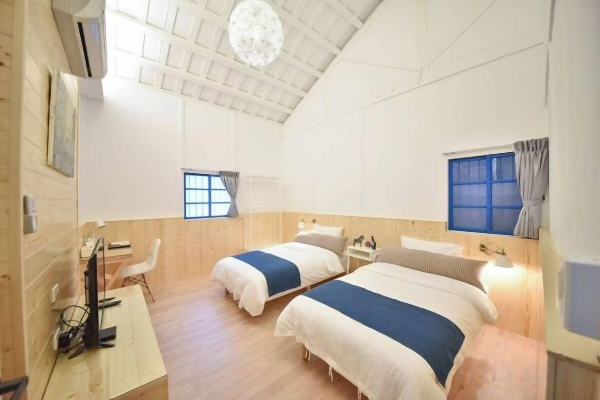 Villa With Garden View Comfort Chinese Style Villa （Shared Bathroom And Washroom）