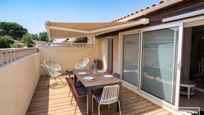 Unclassified image, 3 of 4, button - Villa in Vias Near Canal du Midi (Vias)