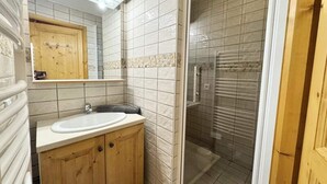 Unclassified image, 3 of 3, button - Apartment in Vars Les Claux Near Ski Slopes (Vars)