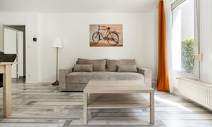 Living area - House in Woippy With Garden & Terrace (Woippy)