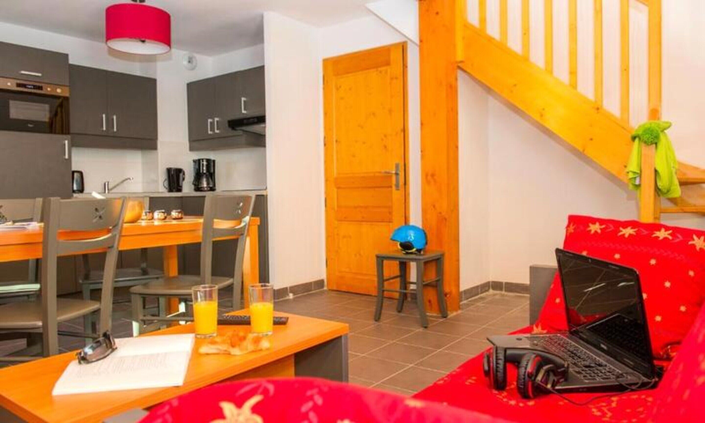 Apartment | Dining
