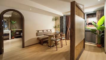 Family Apartment, City View | Desk, soundproofing, free WiFi