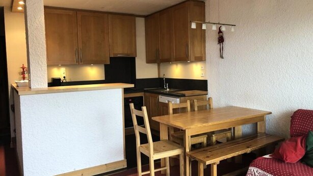 Dining - Apartment Near Cable car in L'obiou (Huez)