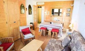 Living area - Apartment in Plagne Centre Near Mont Blanc (La Plagne-Tarentaise)