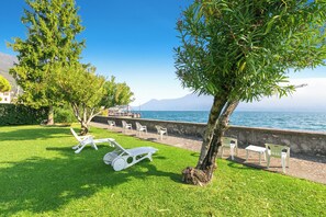 Terrace/patio - Bogliaco Lake Front, Gargnano, Italy (Gargnano)