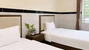 Standard Twin Room | WiFi (free) - AHHA Residence Kampot (Kampot)
