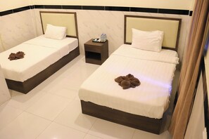 Habitación estándar con 2 camas individuales | Wifi gratis 