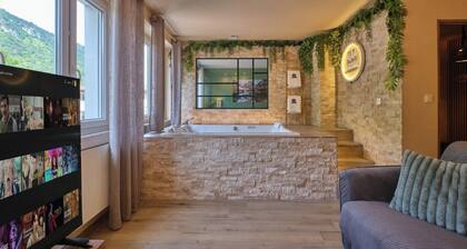 Suite Scandinave avec Spa & Sauna privés – Évasion haut de gamme