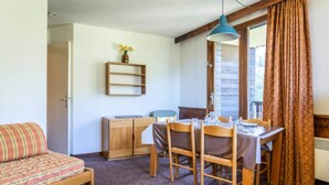 Unclassified image, 5 of 5, button - 2-room Apartment in the Heart of Les Orres 1650 (Les Orres)