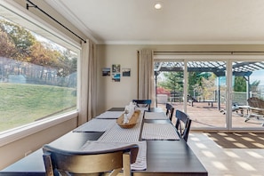 تناول الطعام