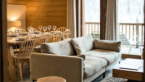 Living area - Apartment in Village With Ski Lift Access (Saint-Sorlin-d'Arves)